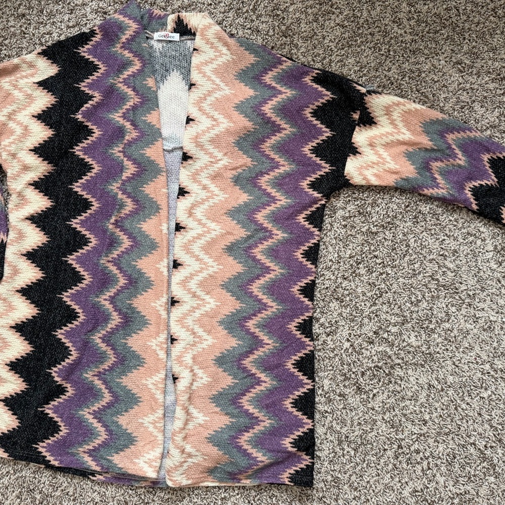 Fringed Aztec Pattern Cardigan - Picture 7 of 16
